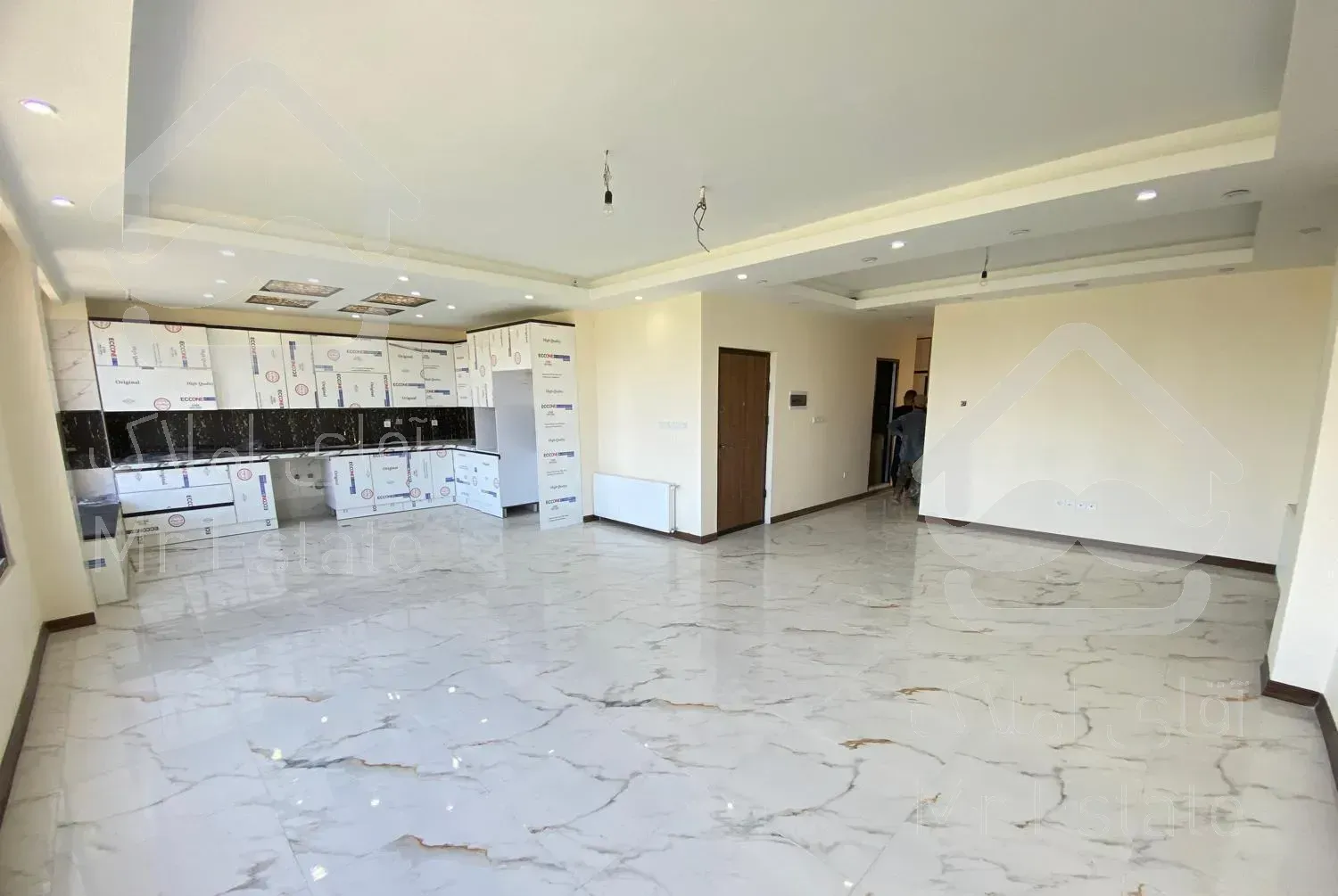 اپارتمان تکواحدی۱۳۸متری/فردوسی شمالی/۳خوابه مستر