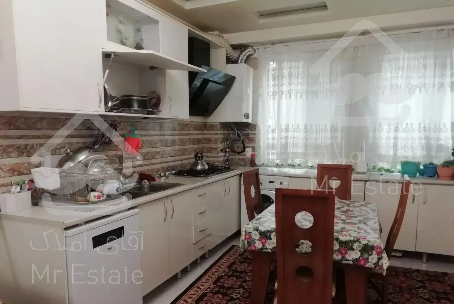 ۷۶متری فول امکانات۲خوابه فوق خوش نقشه تمیز( فرشید)