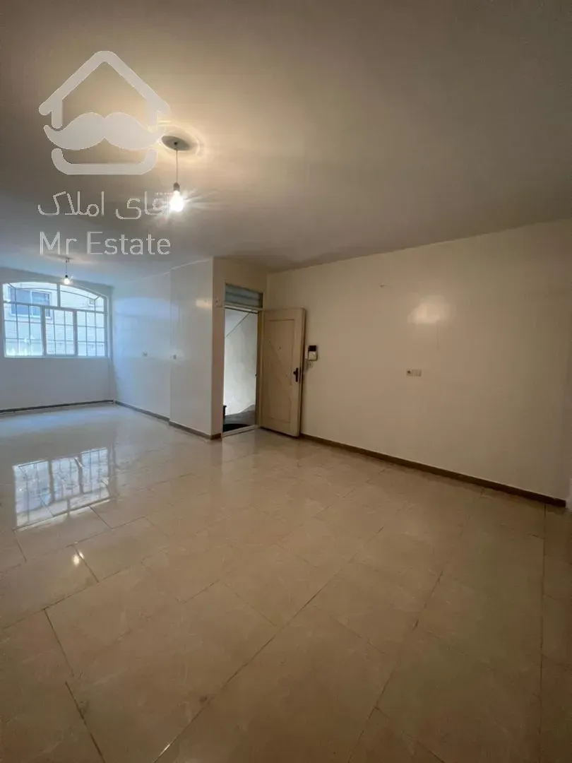 ۴۵ متر خوش نقشه دارای پارکینگ