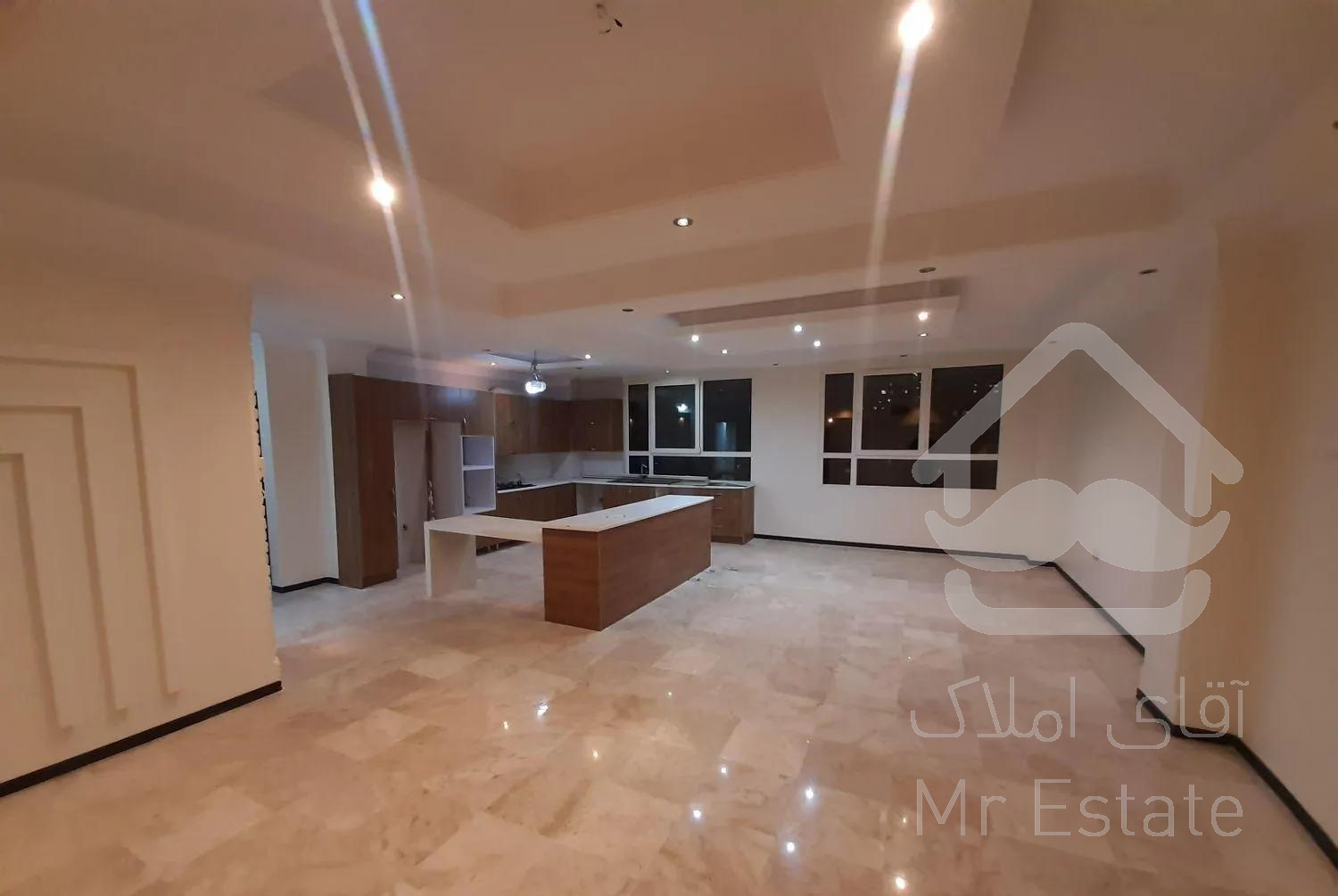 آپارامان۱۰۵متری/شخصی ساز/شهرک چشمه/عمارت