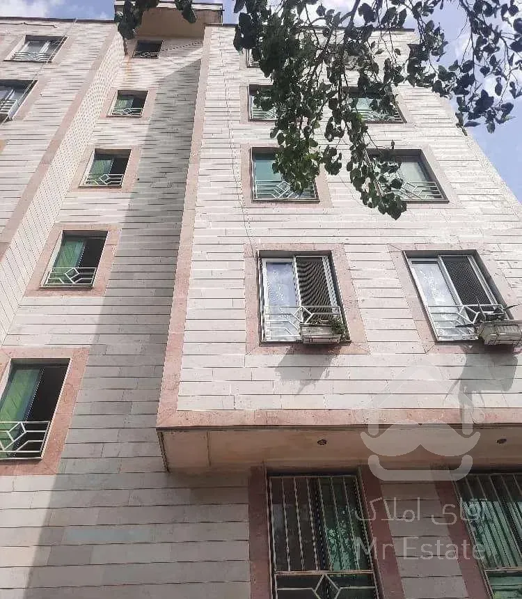 فروش یک واحد آپارتمان کن تقاتع همت