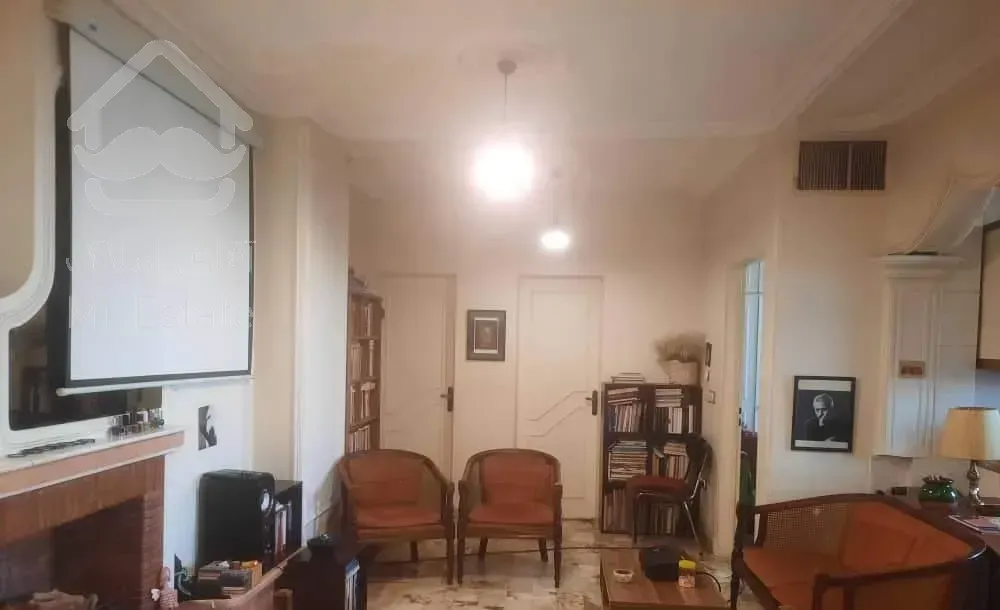 آپارتمان ۶۸متری طبقه ۴سندی