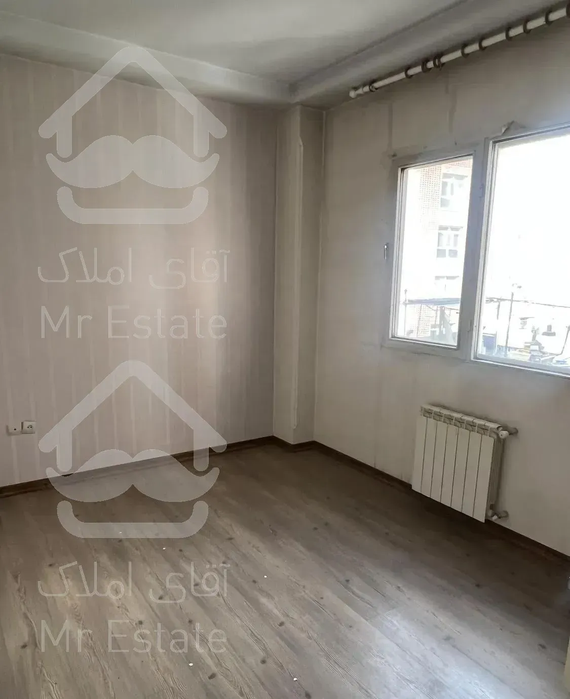 آپارتمان 88 متری//طبقه دوم //  فرعی دربند