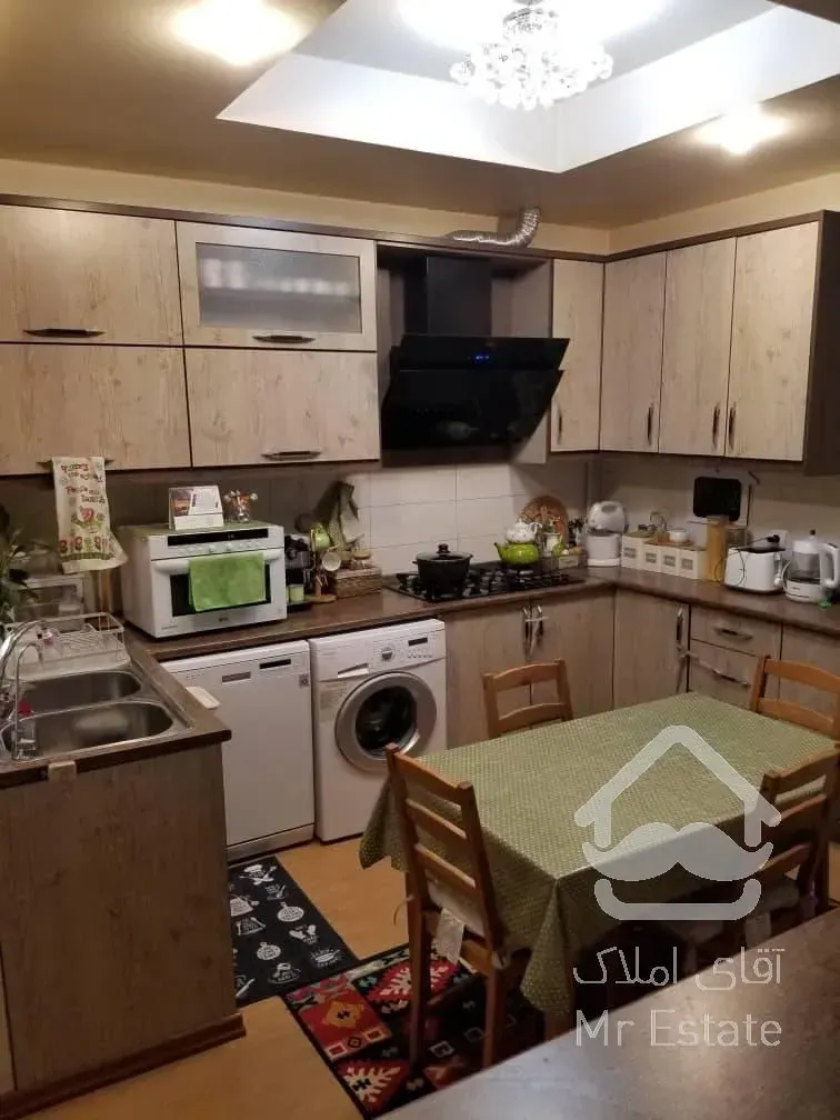 آپارتمان 128 متری سه خواب