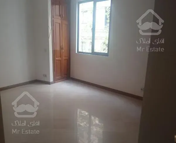 فروش140مترنیاوران/3ساله/لابی روف گاردن