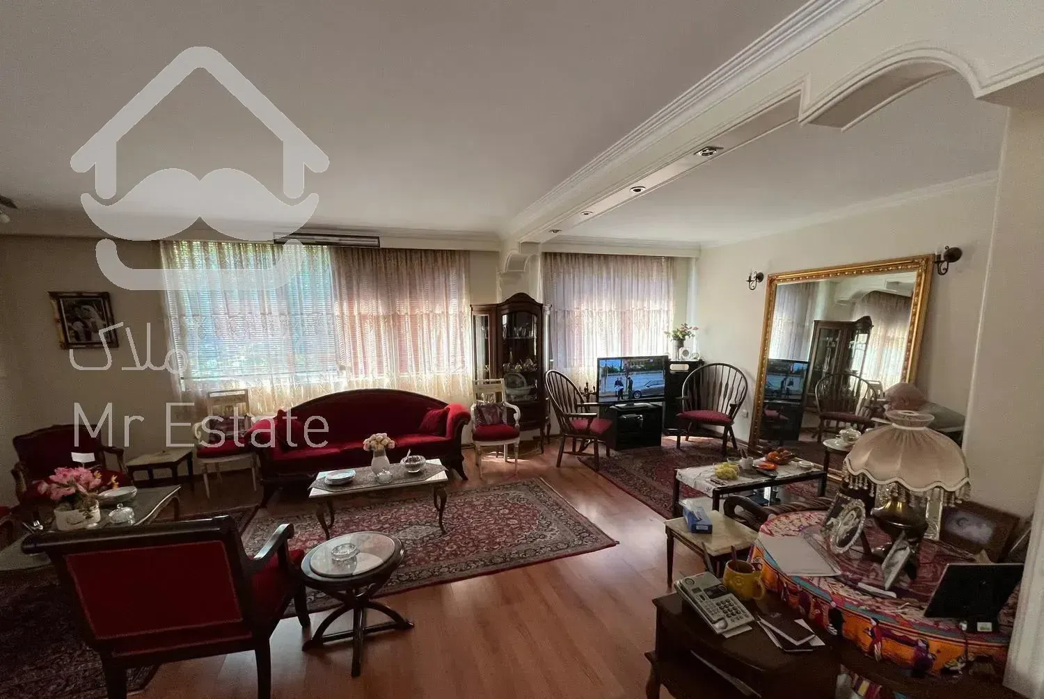 آپارتمان ۱۳۵ متر ونک