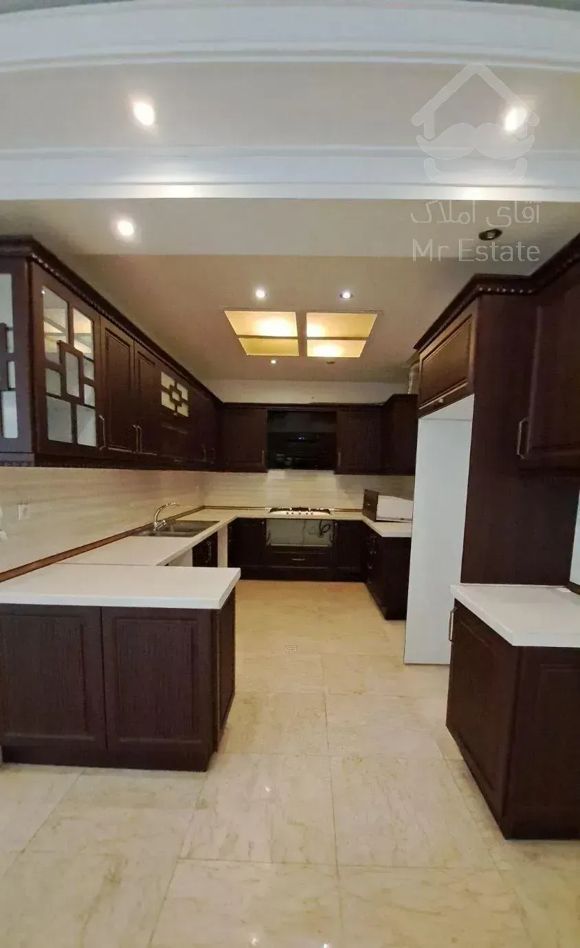 کامرانیه جنوبی ۱۲۵ متر نوساز محله دنج