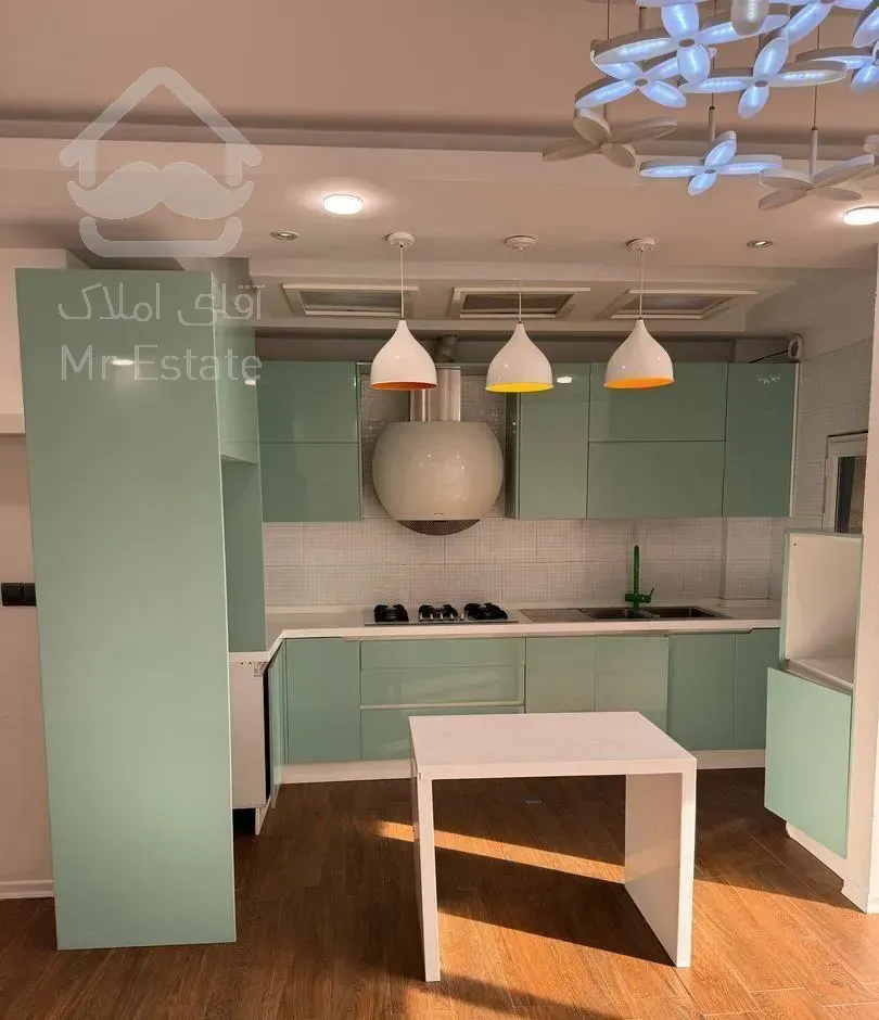 51متر شریعتی روبه روی ملک/ پارکینگ انباری