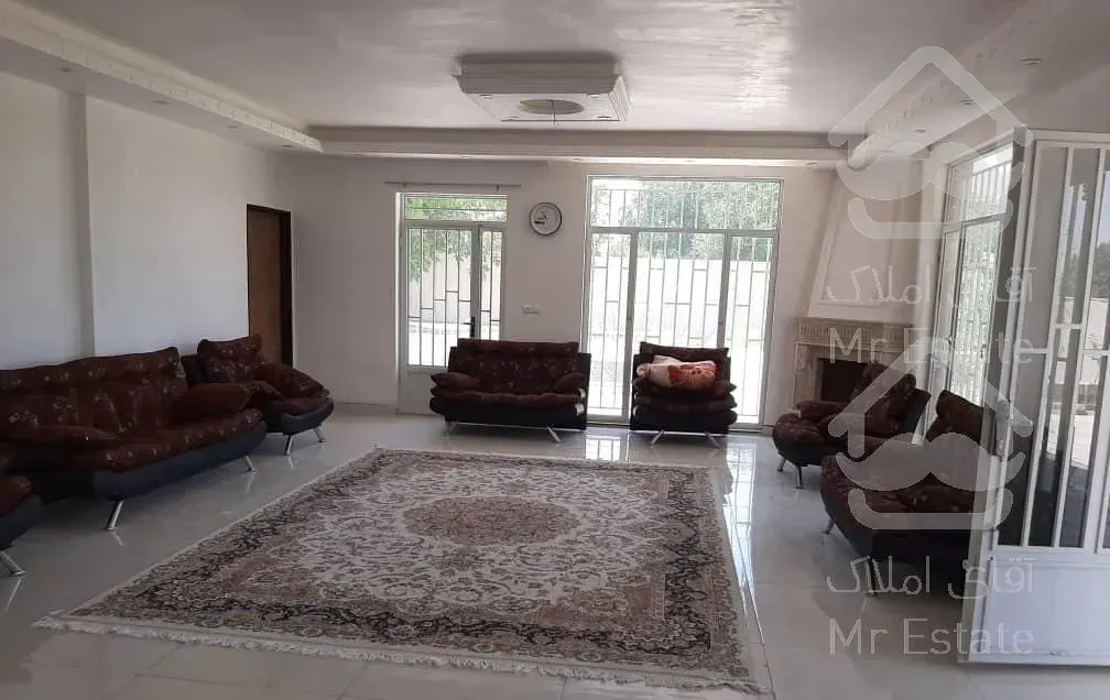 ویلا باغ ۳۰۰۰متری فول فقط متری ۲۲۰۰