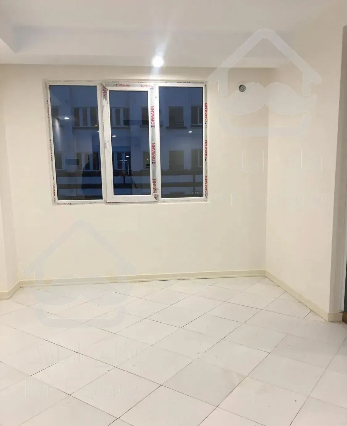 86 متری / دو خواب / شهرک ازادی