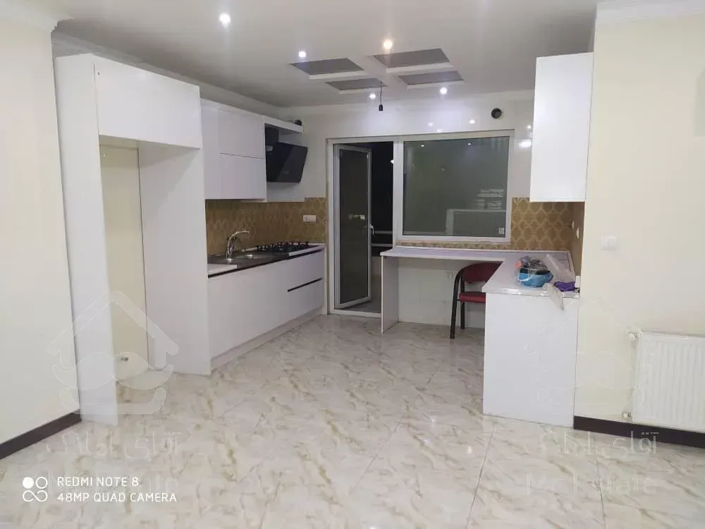 آپارتمان ۸۲متر ۲خواب ویلا شهر نوساز کلید نخورده