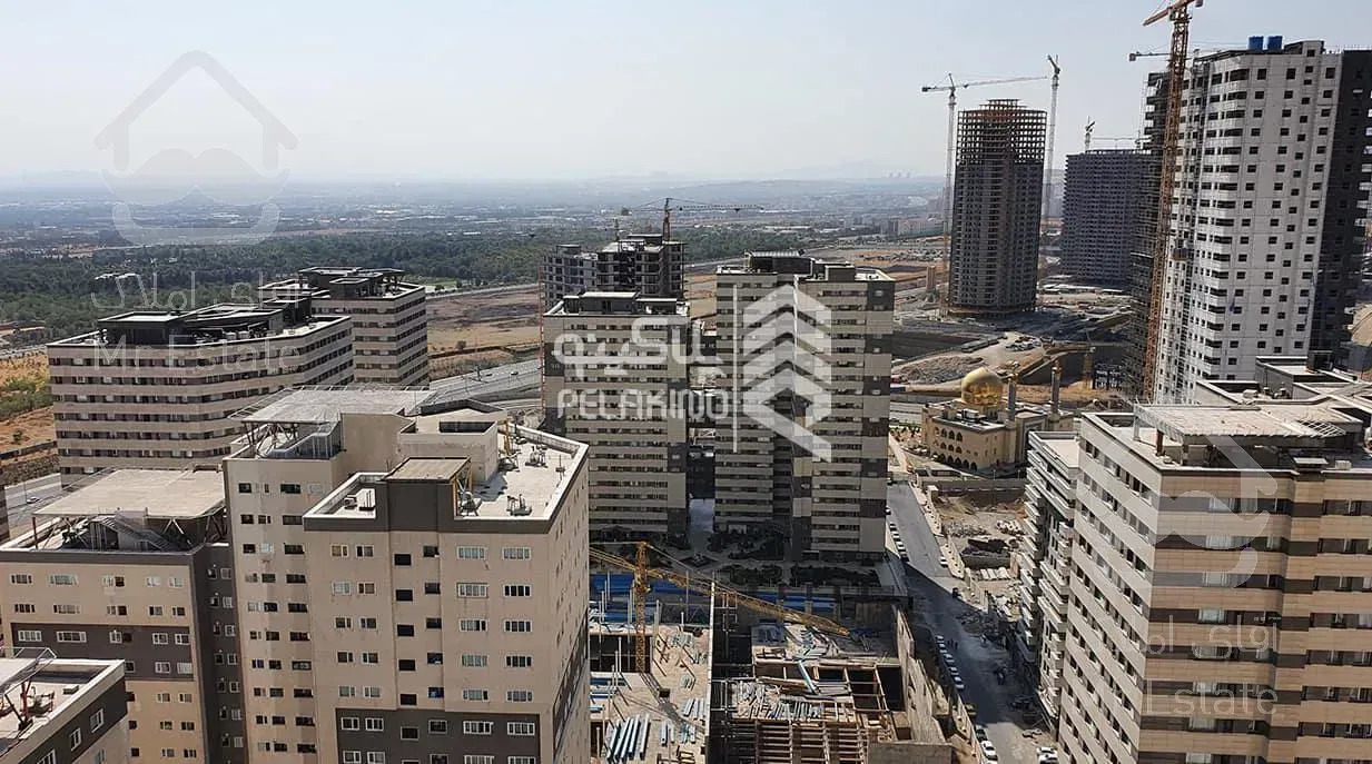 فروش آپارتمان 110 متری دو خوابه در برج ارکیده چیتگر