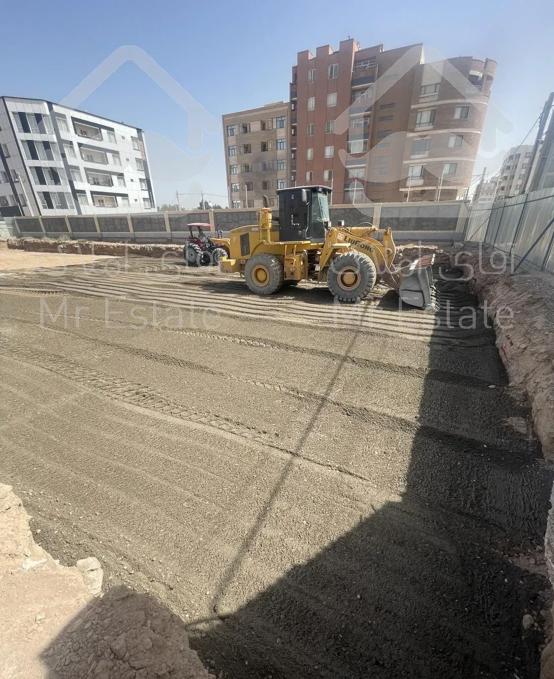 خاکبرداری اجرای سازه نگهبان ..باتارد