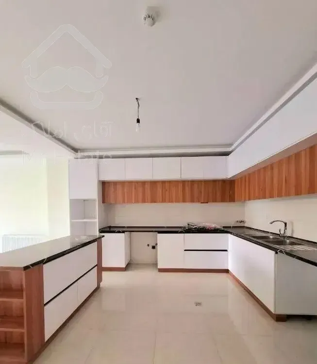 آپارتمان نوساز در طالقانی/ بلوار برند