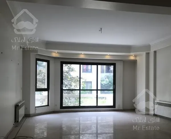 ۲۲۰ متر آپارتمان خوش نقشه