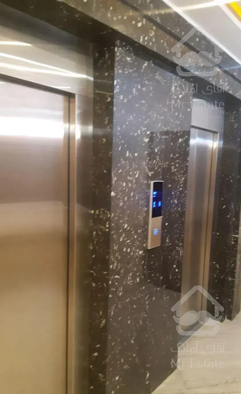 کاخ سازان 112 متر قلهک پنت هاوس مبله مشابه قصر