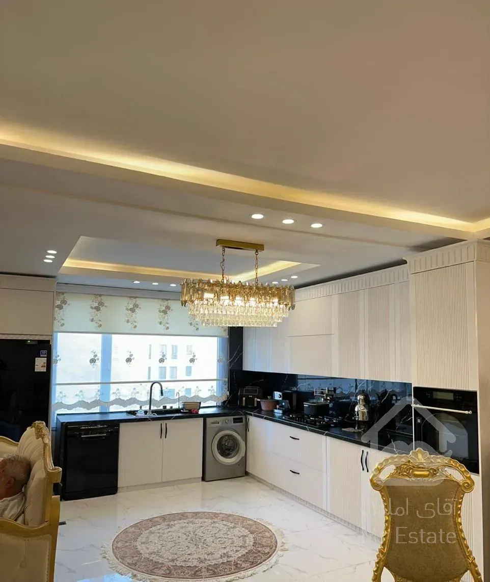 معاوضه و فروش دو خواب ژرنالی دو پارکینگ