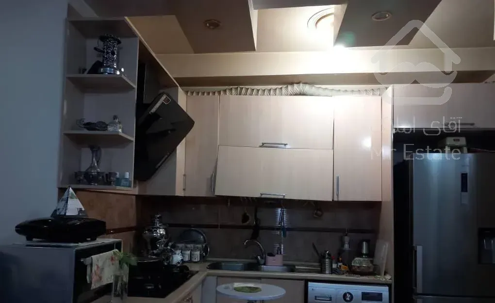 اجاره آپارتمان ۵۵ متر/سالن مربع و پرده خور/آسانسور