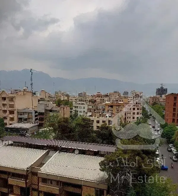 آپارتمان 200متر،  3خواب، 2جهت نور ، فول مشاعات