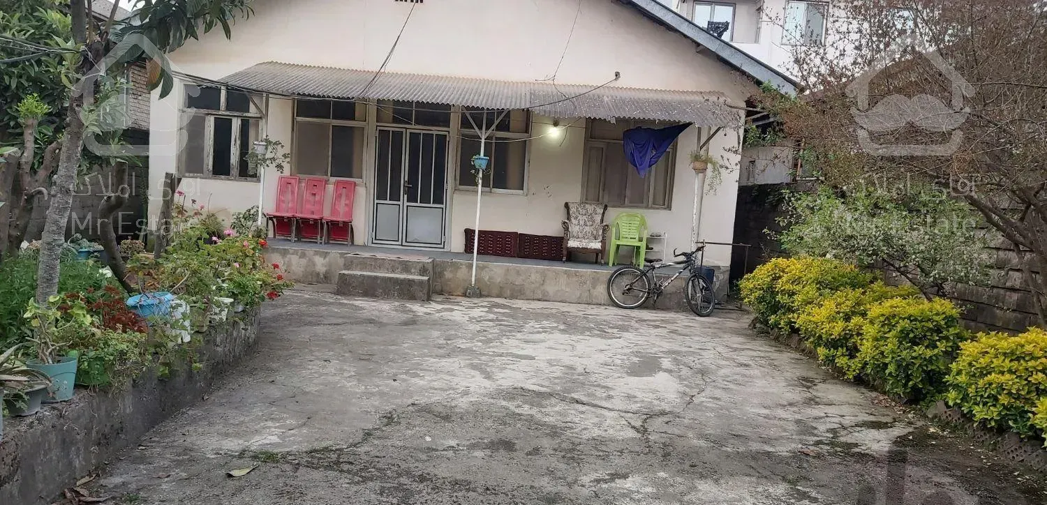 ویلا با حیاط دلباز