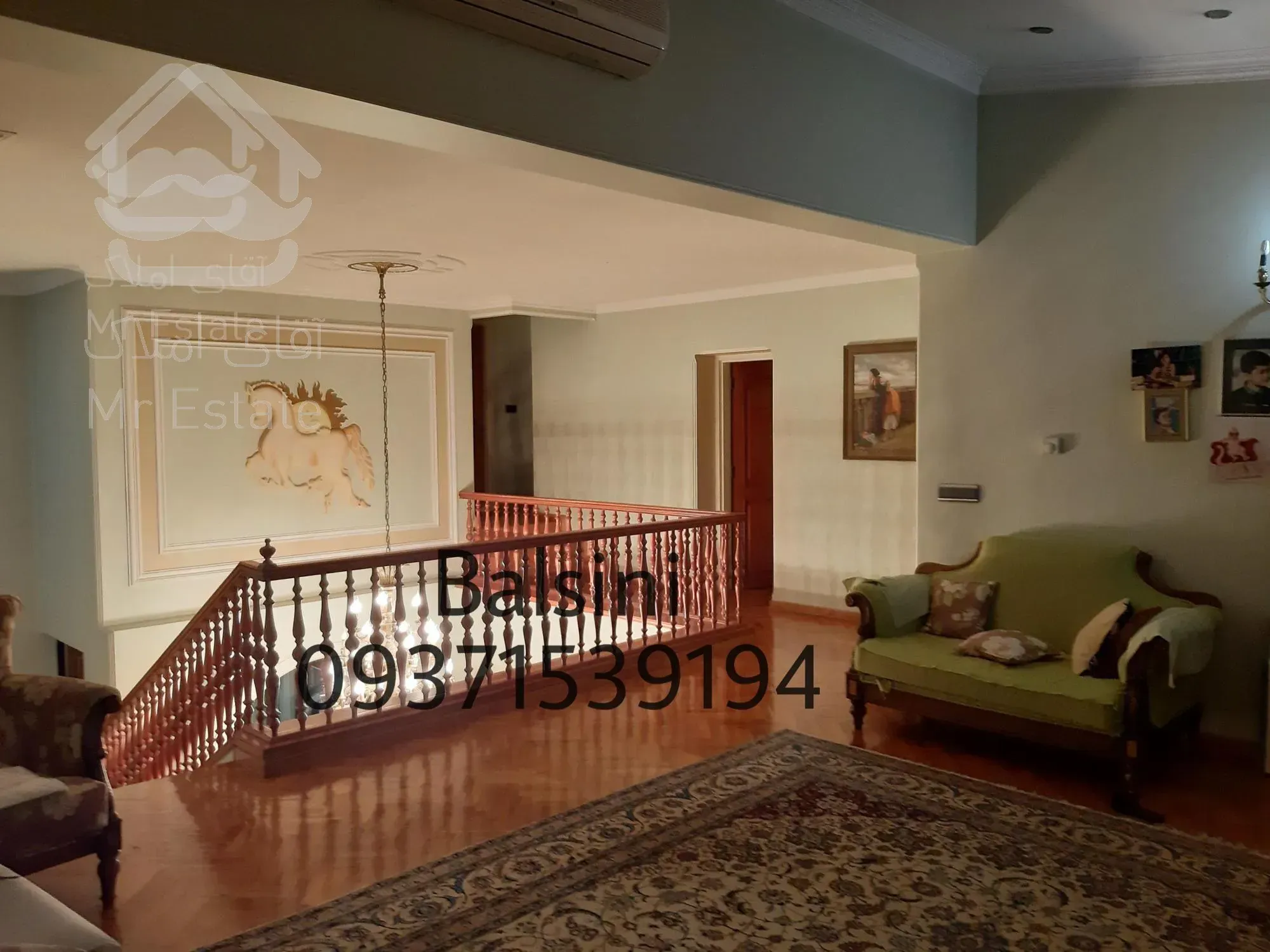 ویلا آپارتمان 700متر بنانیاوران تراس فول  بازسازی