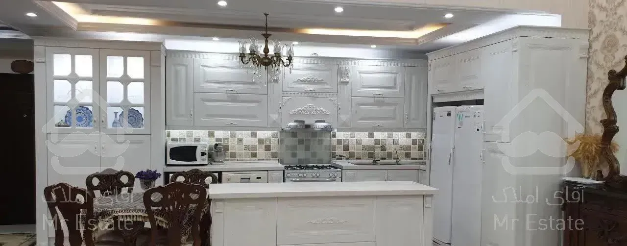 ۱۳۶ متر /طبقه اخر /ویو دریاچه ابد