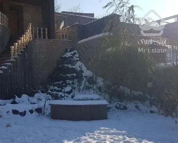 ۲۵۰ متر ویلا ۴۰۰ متر زمین پلور