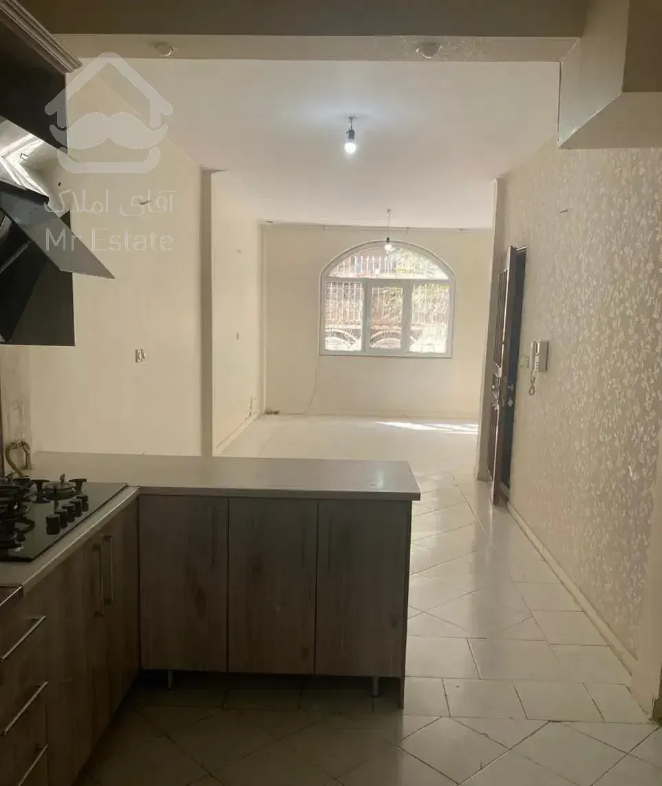 ۶۰ متری طبقه اول