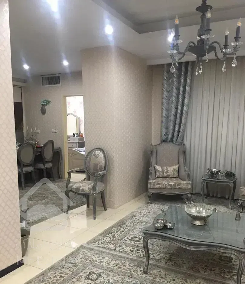 ۷۵ متر تاپ لوکیشن