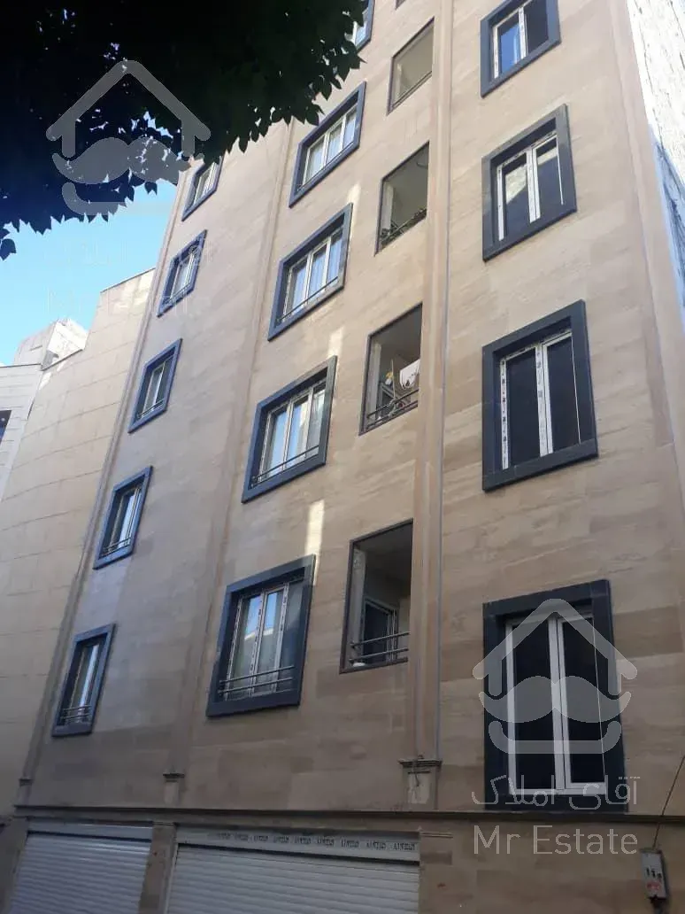 فروش آپارتمان استاد معین دامپزشکی