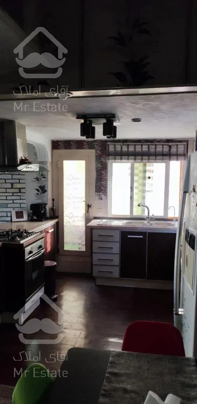 اجاره ۱۰۰ متر خوش نقشه ویو دار طبقه ۸ ازگل