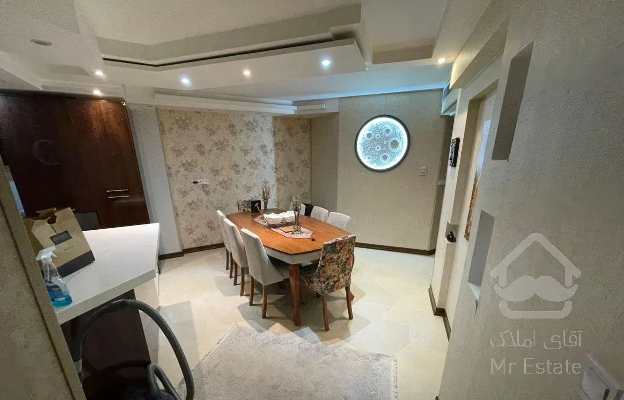 آپارتمان ۱۸۵ متر / ۳ خواب / تک واحدی