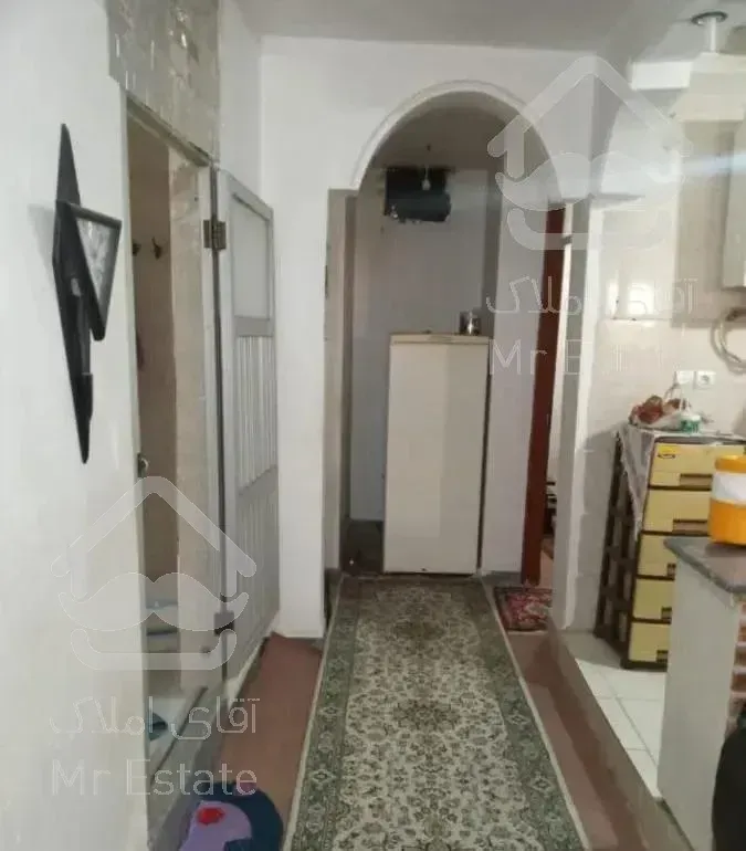 واحد سنتی ساخت ۷۸ متری دو خوابه مرکز شهر سیمتری