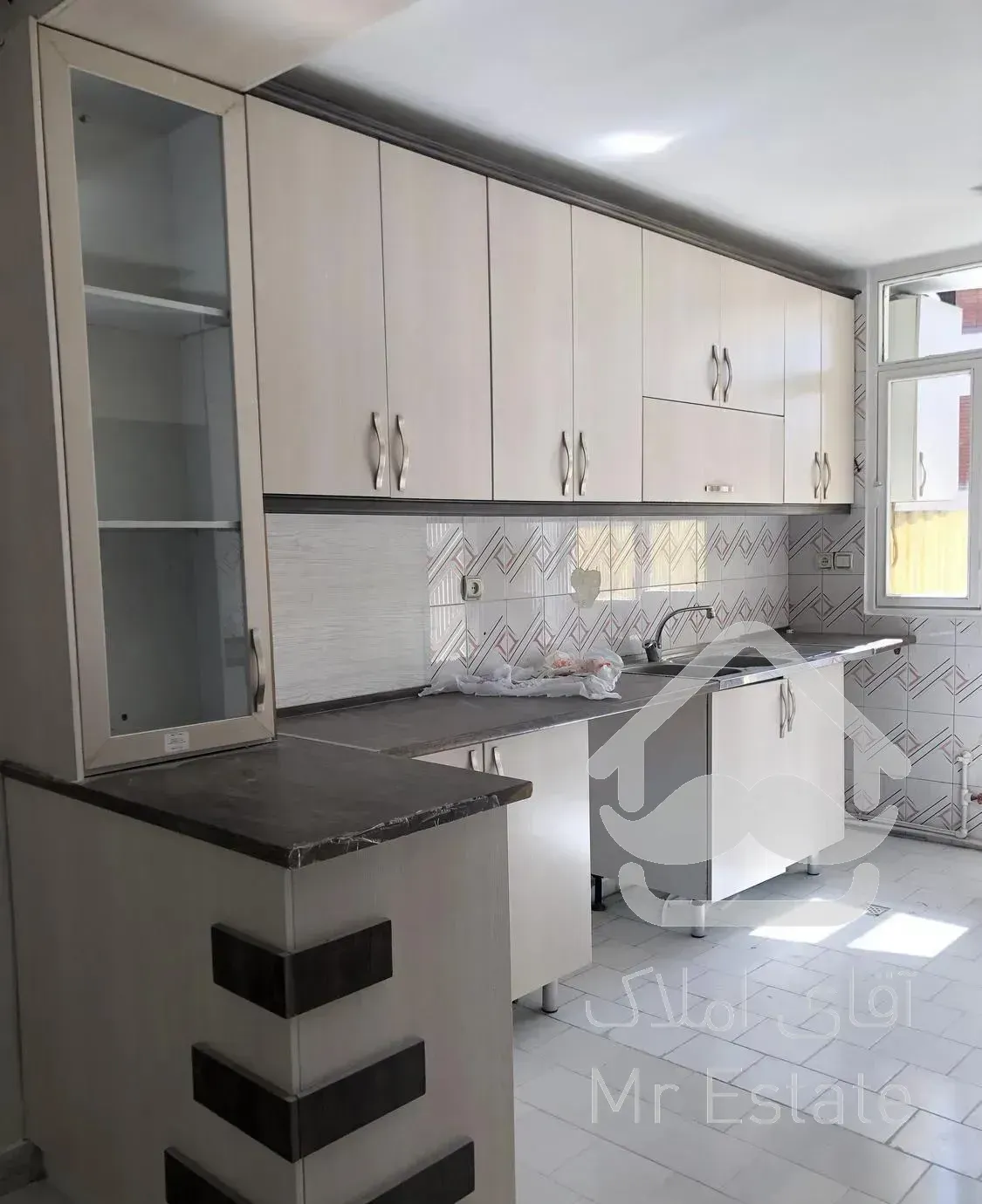 ۷۴ متر ۱ خواب با پارکینگ / سرمایه گذاری/ تمیز