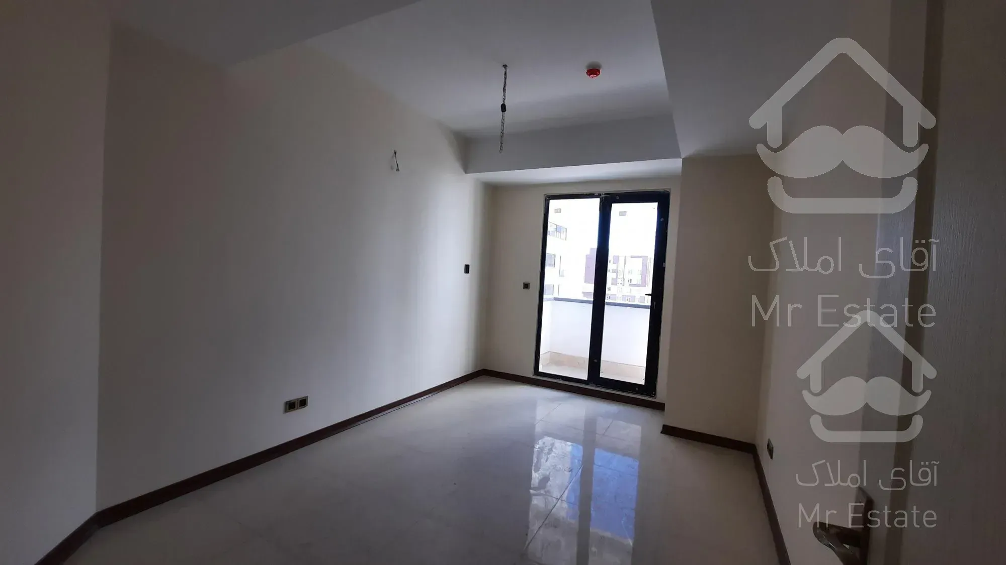 ۱۱۹ متر دریاچه چیتگر منطقه۲۲ شهرک راه آهن برج امپریال