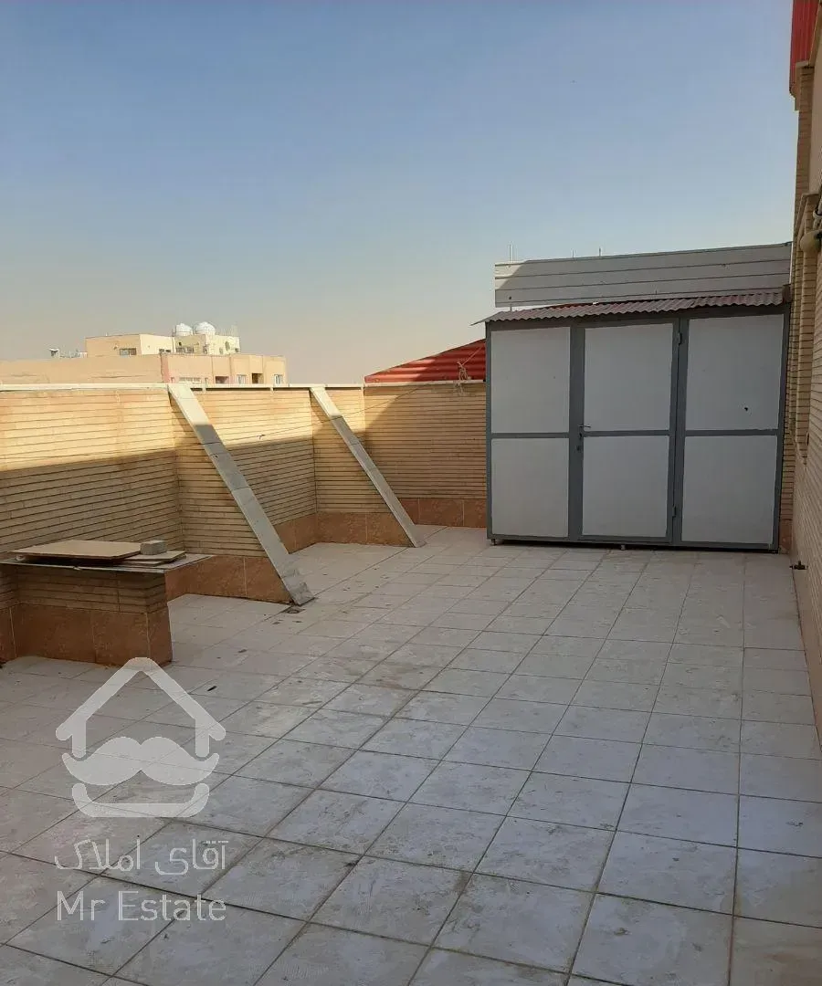 آپارتمان ۱۵۰ متر سه خوابه با ۵۰ متر بهار خواب