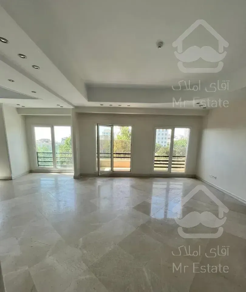 باغ فردوس ۲۲۰ متر ۳خواب ۱ مستر