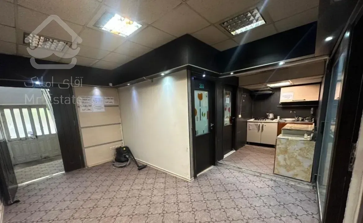 پانسیون اقامتگاه پسرانه آپادانا (کارمند دانشجویی )