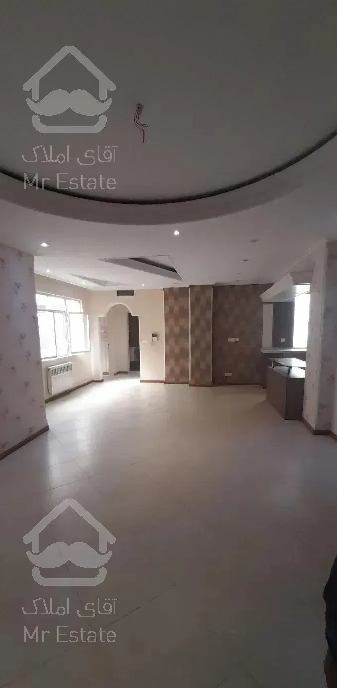 ۱۱۰ متر ۲خواب بازسازی شده   (پارکینگ انباری بالکن)