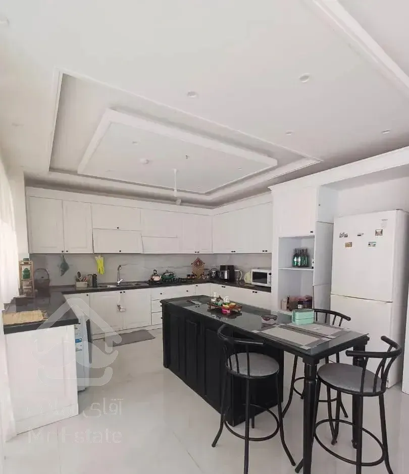 اجاره آپارتمان ۱۷۰ متر/طبقه اول/یکسال ساخت/فول