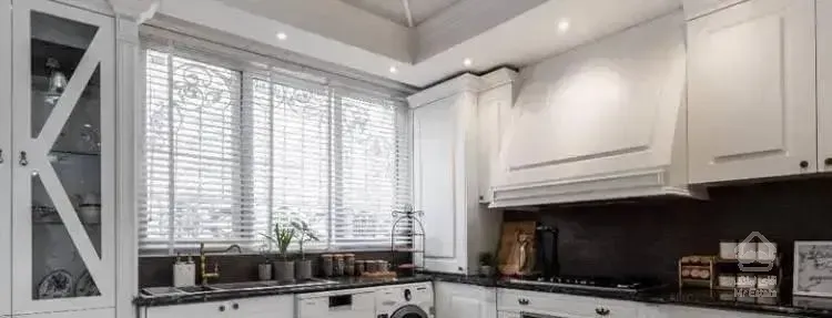 دانش اموز شیخ مفید۱۶۰مترتک واحدی