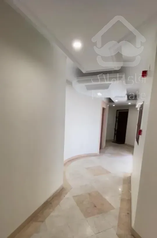 ۸۸ متر / فول / استثنایی ترین واحد منطقه / گاندی