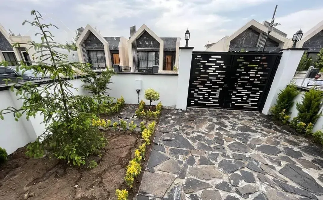 فلت نماانگلیسی جنگلی ویو ابدی