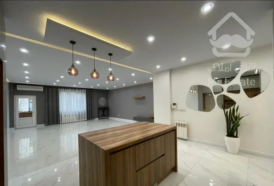 واحد اداری بر فرهنگ شهر میدان معلم