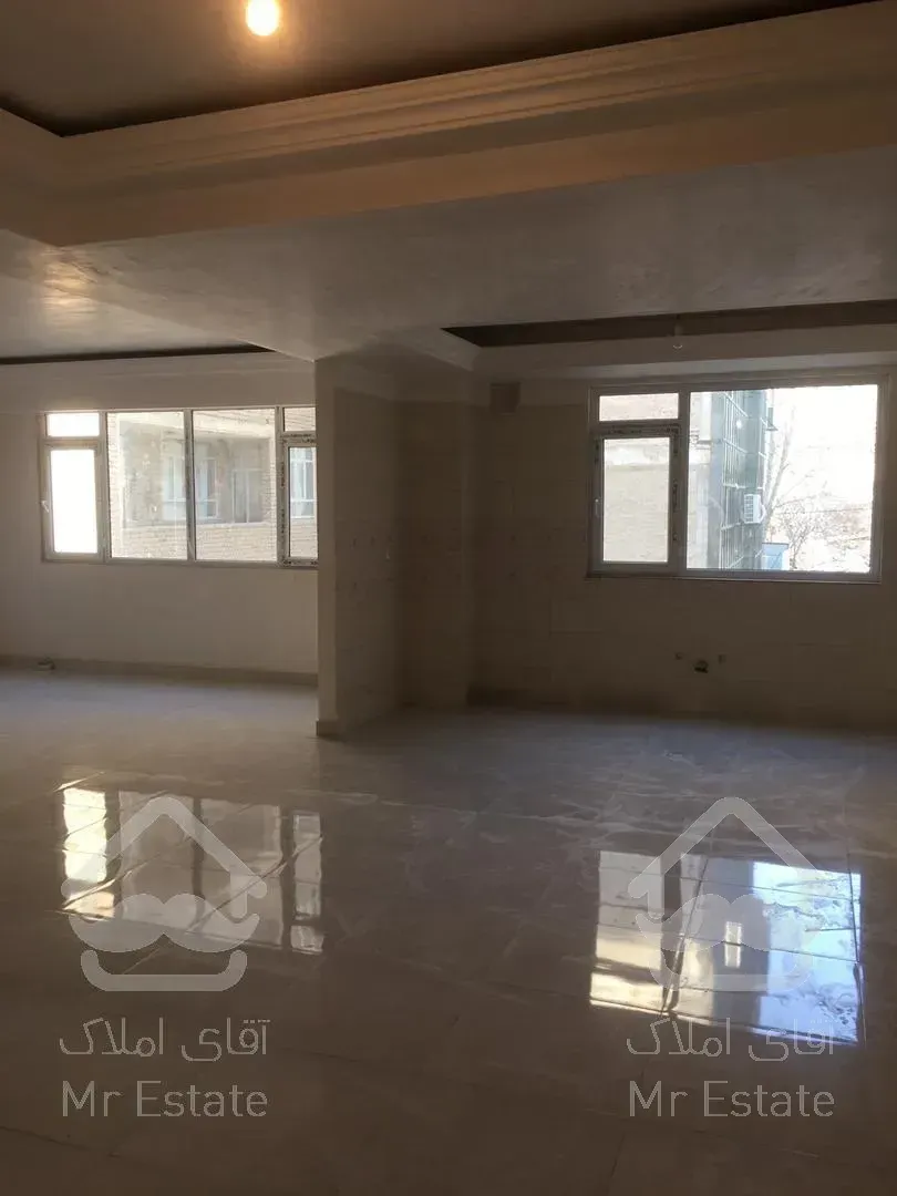 جمعا ۲۲۰متر فول امکانات نوساز کلید نخورده