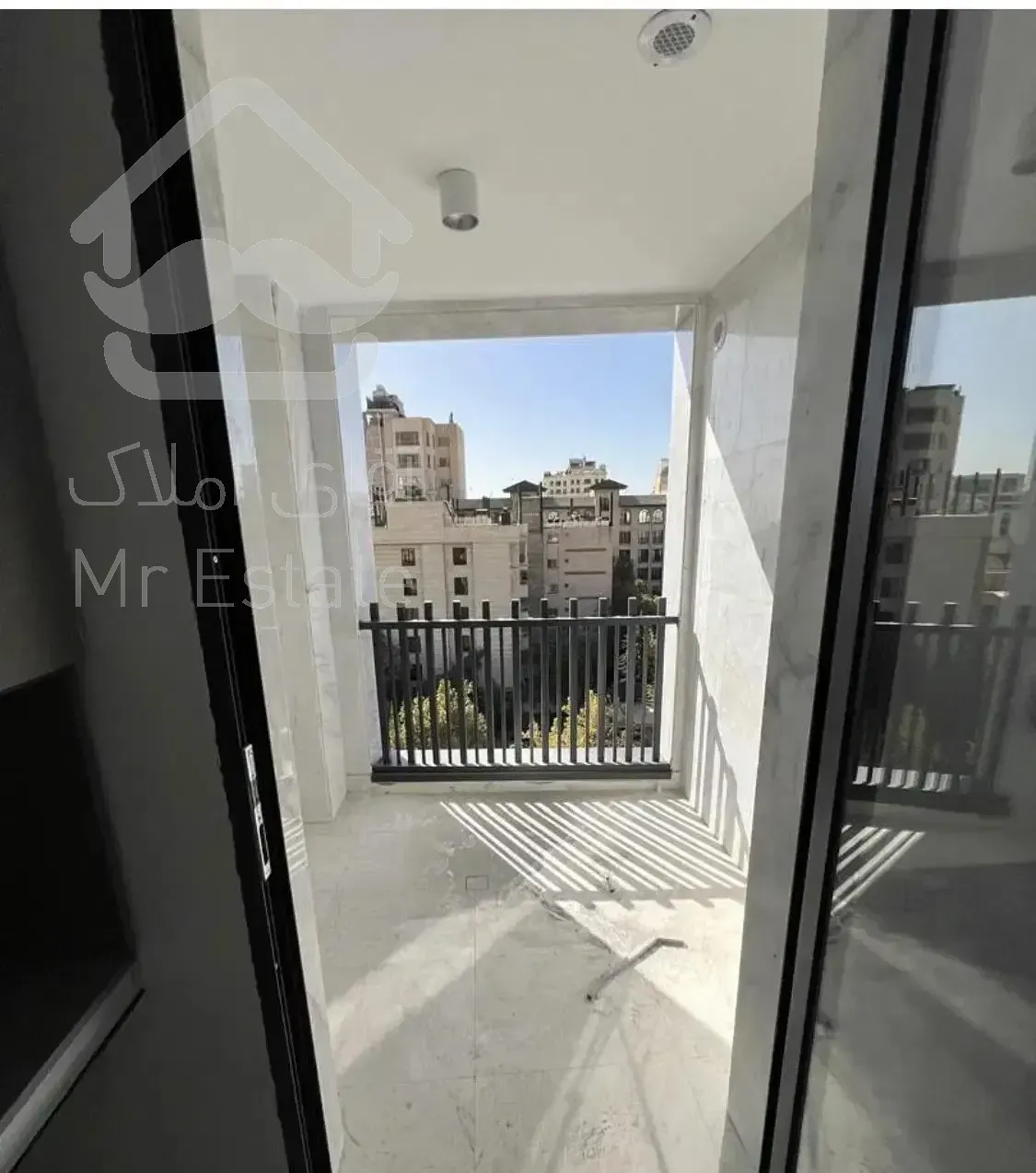 دروس محسنیان ۱۱۵متر دربهترین لوکشین