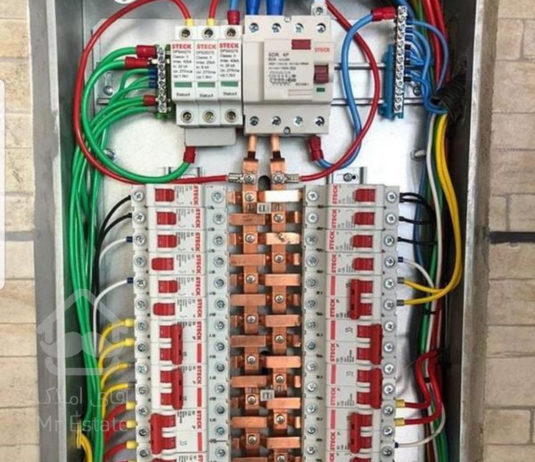 مشاوره ، طراحی ، ساخت اسکلت و مونتاژ انواع تابلو برق صنعتی