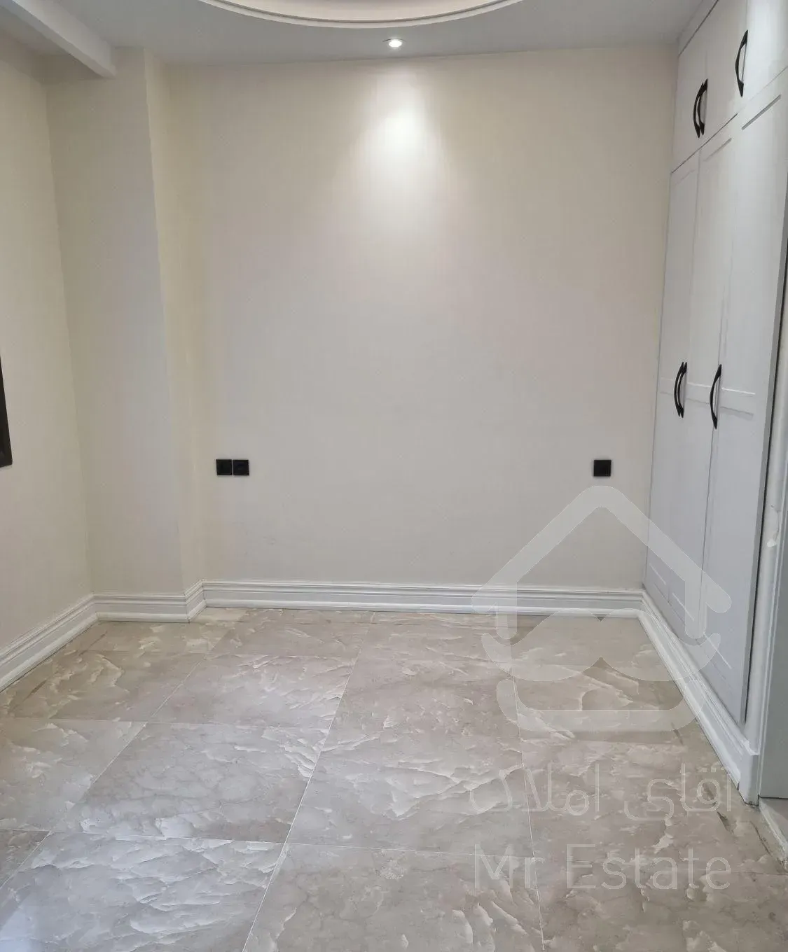 فروش آپارتمان ۱۴۵ متری ۳ خوابه در آپادانا