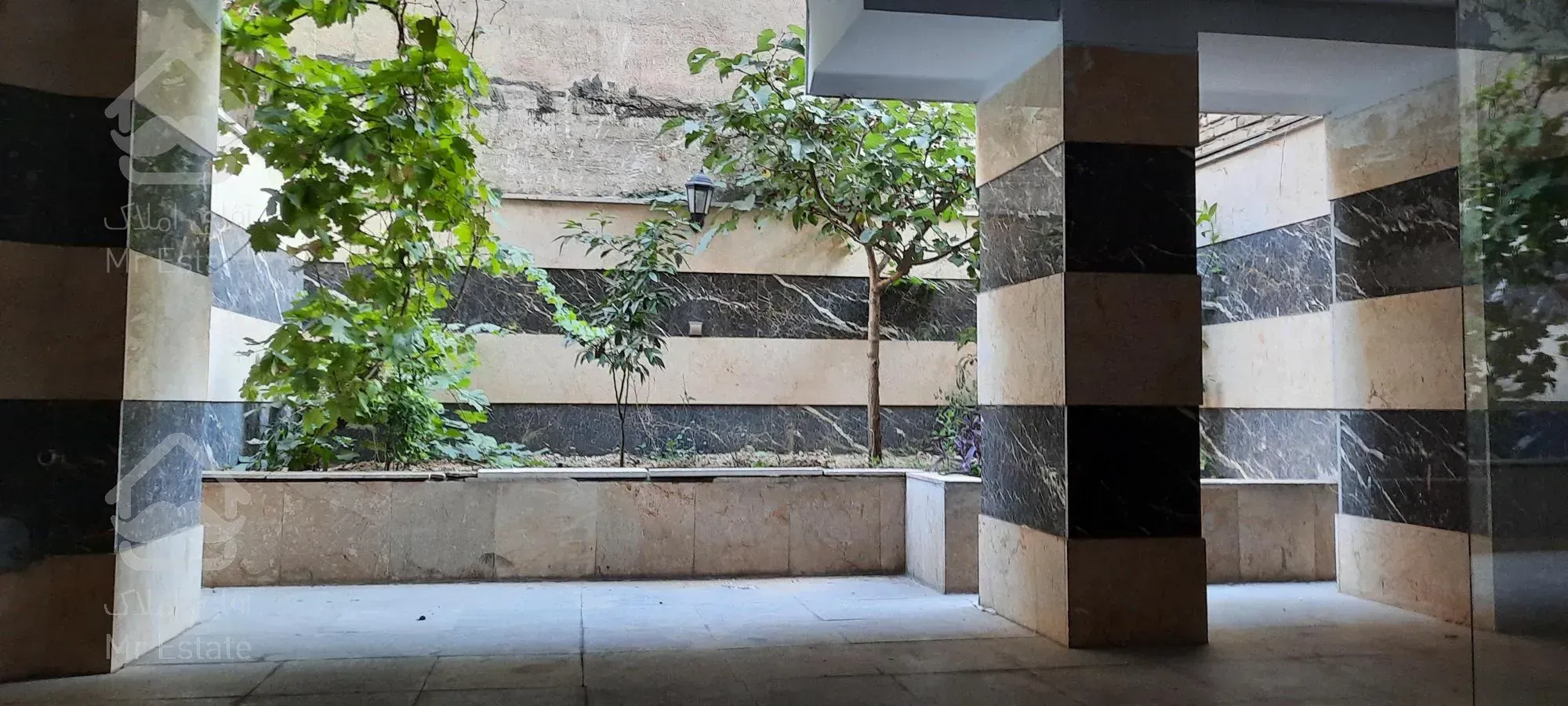 ۵۴متـــر ی تکـــواحدی طبقــه اول ۱٠متــر پاسیــو اختصاصـی