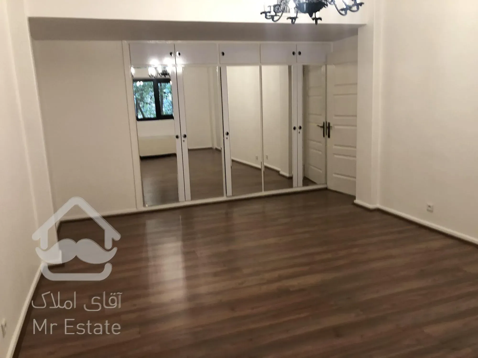 رهن و اجاره ویلا ۲۲۰ متری ۳ خوابه ۴۰۰ متر حیاط اختصاصی